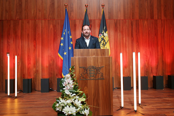 Europa Neujahrsempfang in der Landesvertretung in Brüssel Staatssekretär Florian Hassler bei seiner Ansprache