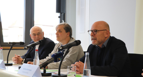 „Sicher E-Biken“ – Ministerium fördert kostenlose Fahrsicherheitstrainings für Pedelec-Käufer (Bilderquelle: Hannes Huber Kommunikation)