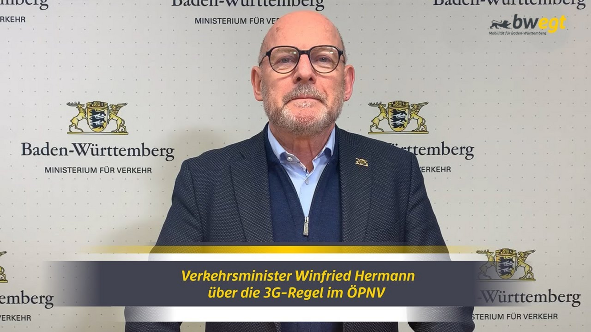 Verkehrsminister Winfried Hermann über die 3G-Regel im ÖPNV