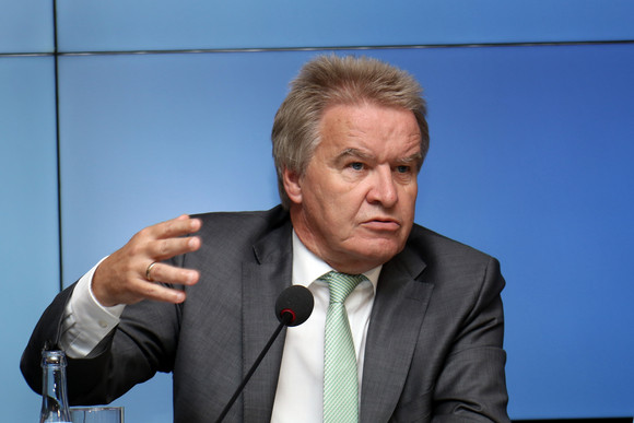 Pressekonferenz Solaroffensive und Gartenschauen Umweltminister Franz Untersteller