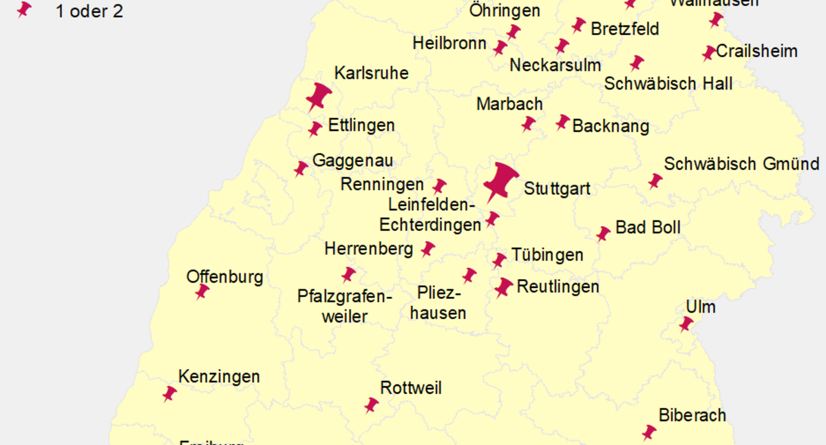 Karte von Baden-Württemberg auf der zahlreiche Städte mit Pinnnadeln markiert sind.