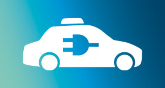 Blauer Hintergrundverlauf mit Symbol eines E-Taxis