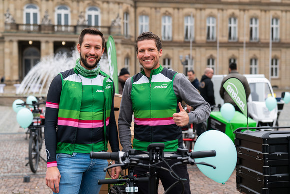 Elektromobilität Größte E-Lastenrad-Flotte 2018 in Stuttgart versammelt Größte E-Lastenrad-Flotte 2018 in Stuttgart versammelt. Bilderquelle: Ministerium für Verkehr BW, Daniel Mühlebach