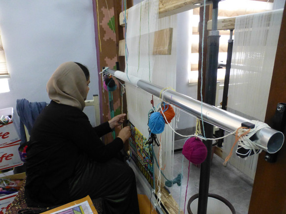 Humanitäre Hilfe Neue humanitäre Landesprojekte in Autonomer Region Kurdistan im Irak Teppichmanufaktur Khanke (Bild: © Staatsministerium Baden-Württemberg)