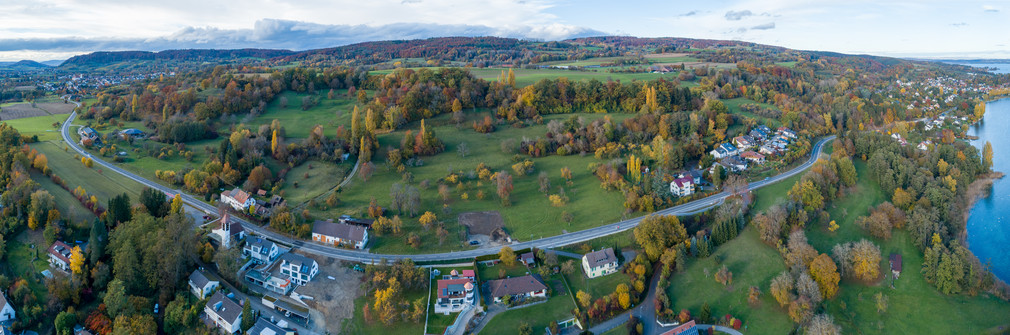 Das letzte Teilstück des Bodenseeradwegs, der 2,6 Kilometer lange Geh- und Radweg auf der Höri entlang der Landesstraße L 192 zwischen Öhningen und dem Ortsteil Wangen, ist nun für Radler und Radlerinnen befahrbar.