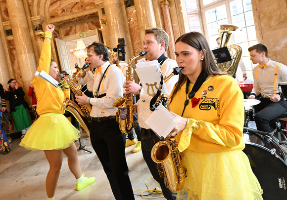 Fastnacht Närrischer Staatsempfang der Landesregierung Musikalische Unterhaltung durch die Gretle Band
