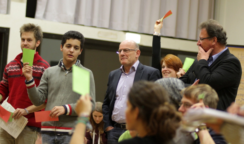 Verkehrspolitik im Dialog mit Jugendlichen am 30. Oktober 2013 in Tübingen (Bild: Andreas Fink)