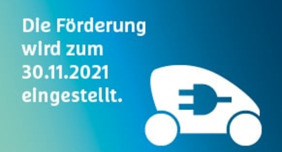 Blauer Hintergrundverlauf mit Symbol eines E-Leichtfahrzeugs