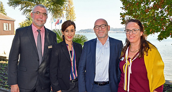 Beim 21. Mainauer Mobilitätsgespräch (v.l.n.r.): Heinrich Straub (Leiter Stabstelle Umweltmanagement und Arbeitssicherheit Mainau GmbH), Nese Erikli MDL, Winifried Hermann (Verkehrsminister BaWü) und Prof. Dr. Cordula Kropp (Universität Stuttgart); Copyright: Insel Mainau/Peter Allgaier
