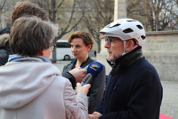 Verkehrssicherheit Initiative „SICHER E-BIKEN „Sicher E-Biken“ – Ministerium fördert kostenlose Fahrsicherheitstrainings für Pedelec-Käufer (Bilderquelle: Hannes Huber Kommunikation)