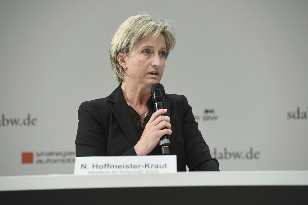 Wirtschaftsministerin Nicole Hoffmeister-Kraut (Bild: e-mobil BW / Studio KD Busch)