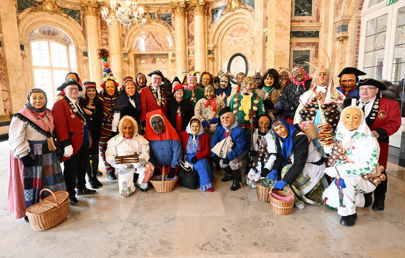 Fastnacht Närrischer Staatsempfang der Landesregierung Gruppenbild mit dem Narrenfreundschaftsring Schwarzwald-Baar-Heuberg