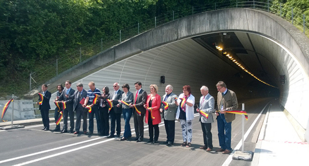 Strassenbau Staatssekretärin Splett: „Sanierung des Hugenwaldtunnels erhöht die Verkehrssicherheit erheblich!“