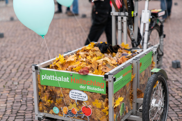 Elektromobilität Größte E-Lastenrad-Flotte 2018 in Stuttgart versammelt Größte E-Lastenrad-Flotte 2018 in Stuttgart versammelt. Bilderquelle: Ministerium für Verkehr BW, Daniel Mühlebach
