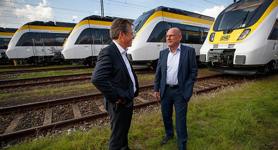 Verkehrsminister Hermann und Herr Weltzien (Bilderquelle: Gottfried Stoppel)