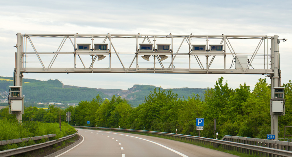 LKW-Mautstelle (Bild: Fotolia/ Goss Vitalij)