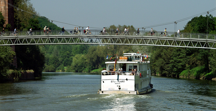 Brücke über Neckar bei Marbach (Bild: Verband Region Stuttgart/ Manfred Grohe)